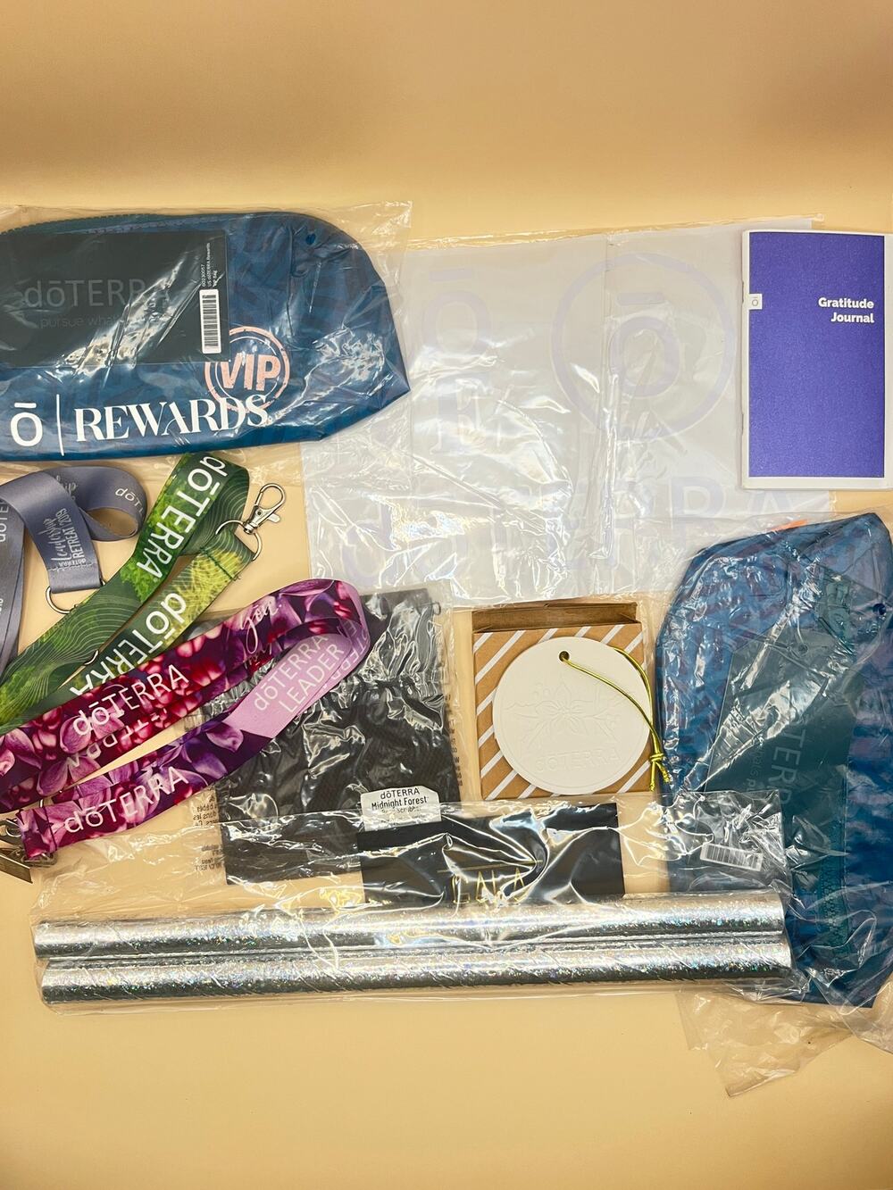doTERRA Lot Rewards VIP Bags Lanyards Body Scrubber Diffuser Journal Swag